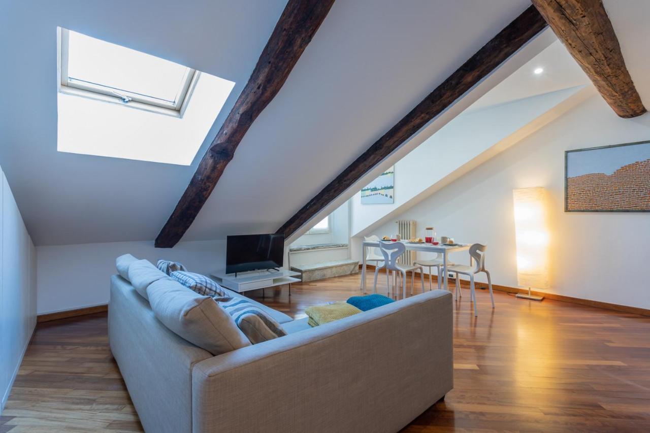 The Roof House Near Piazza San Carlo By Wonderful Italy Apartment Turin Exterior photo